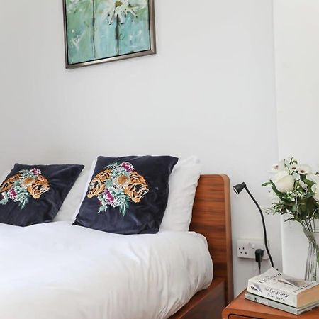 2 Bedroom Apartment In Waterloo Central London Exterior foto